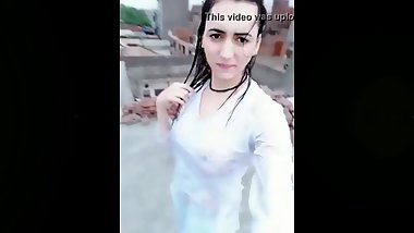 Sexy Pakistani Girl in Rain (Nude Show)