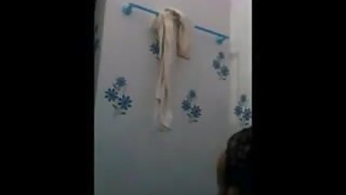 She Likes Her Kheer Hidden Shower Clip