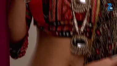 Garima Ajmani Hot Navel Show