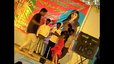 TAMILNADU GIRLS SEXY DANCE INDIAN 19 YEARS OLD NIGHT SONGS'WITH BOY DANCE F