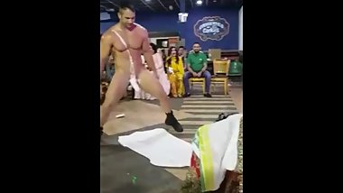 mae stripper in indian transgender party