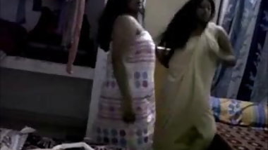 hostel girls sexy dance