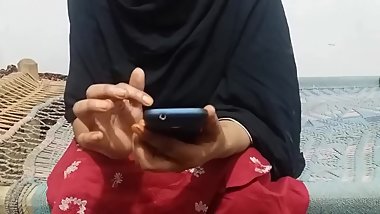 indian-young-brother-fuck-little sister-with-clear-hindi-audio
