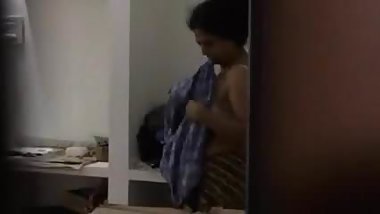 Lakshmi Andra Mom