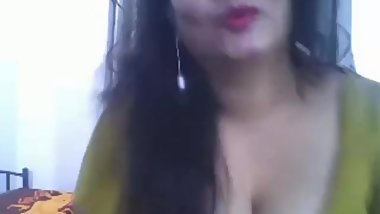 Watch Free Anrkali Face Reaction 3 Webcam