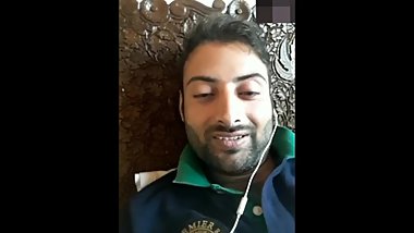 Indian Muslim jerk off on cam