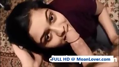 Indian beautiful virgin teen girl blow job