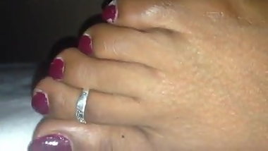 feet