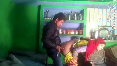 Bhabhi ko ghodi bana ke choda