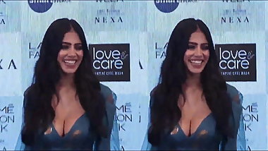 NON PORN Malavika Mohanan Sexy South Indian Actress & Model