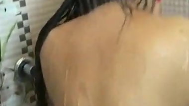 Indian Hot Girl Nude Bath