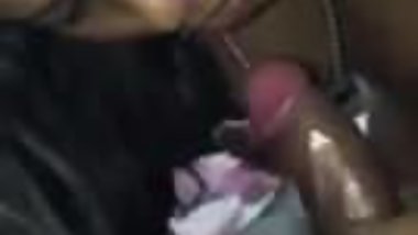 Tamil girl sucking cock