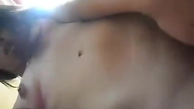 Teen selfie masturbate