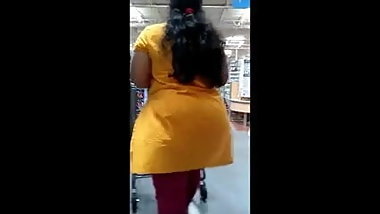 thick indian jiggle