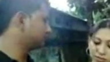 sylheti girl showing boobs and naval to lover