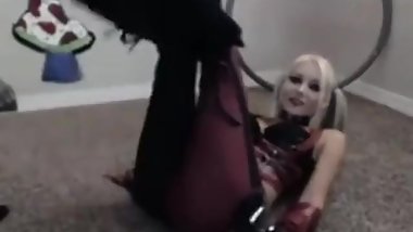 Naughty Harley Quinn cosplay before Webcam