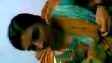 feni girlfreind boobs fondled