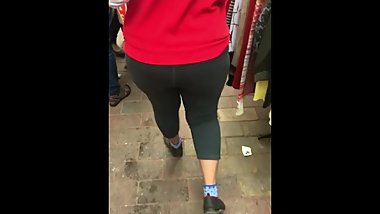 bbw indiano walking ass teasing