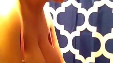 Boyfriend giving blowjob to indian girl