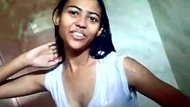 indian teen in shower with her bf