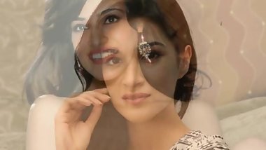 Hot Kriti Sanon Nude Fucking Sexy