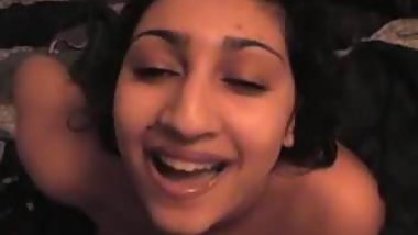 Arab woman giving a blowjob
