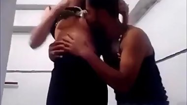 Sexy Desi hin girl enjoys big lund of her katwa bf mohd on the cam