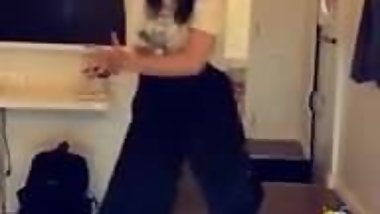 parineeti chopra bollywood dance