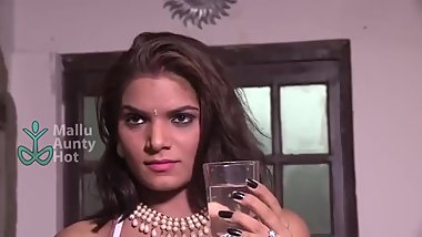 Shruti Bhabhi Devar or sexy bhabhi