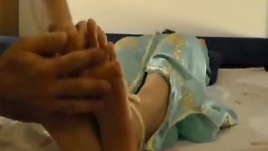 Arab feet