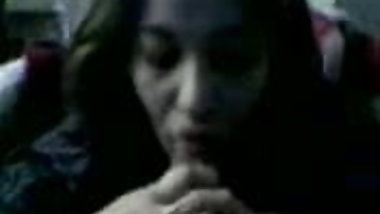 nri giving vigorus blowjob