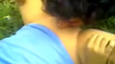 INDIAN TEENS STUDENTS FUCKING CLASSMATES IN A SCHOOL PARK