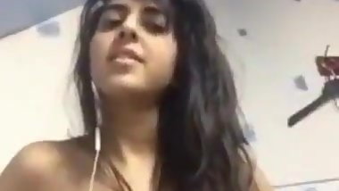 indian girl nude webcame boobs