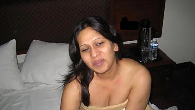 Indian Hot Bhabi Girl Nude