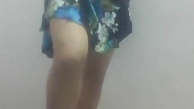 Sexy indian thighs