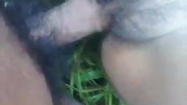 Shy Teen girl get fucked outdoor