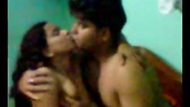 Homemade Indian Desi Couple Have A Nice Sex Session With Cum