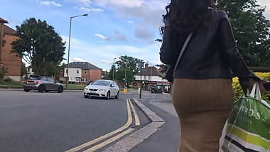 Round juicy Indian bubble butt eatin up dress