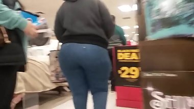 CANDID BBW INDIAN MILF