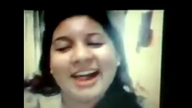 Siddheswari Girls College Nyma Orthy showing boobs