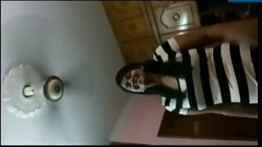 Teen girl gets a sexy birthday gift from her horny boyfriend