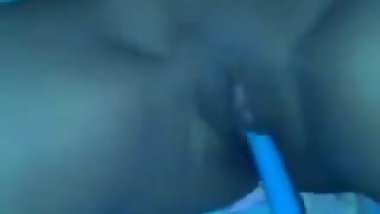 22 bf kiss and playing in pussy