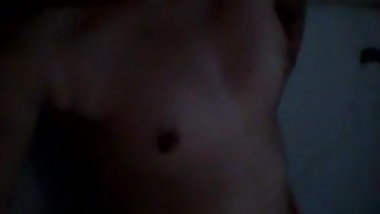 Amateur slut trying to seduce everyone