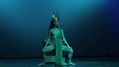 Traditional Greater Pakistani Snake Dance by Honey Hula