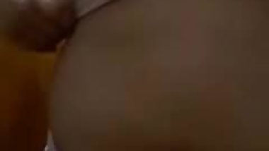 Huge boobs mallu aunty sari strip once again
