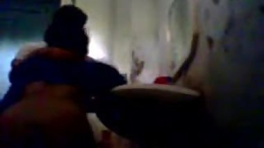 indian servent lady fucked in bathroom her house owner