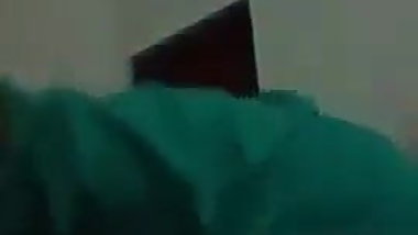 Tamil housewife exposing