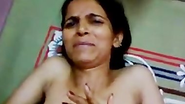 Indian Delhi girl first time play