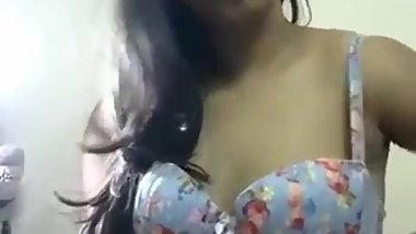 reshmi-aktar-top-bd-hot-sexy-model-live-chat.mp4