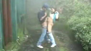 Nuwaraeliye Ghin Thamshi Nangi ekka ge pitipasse horen set una